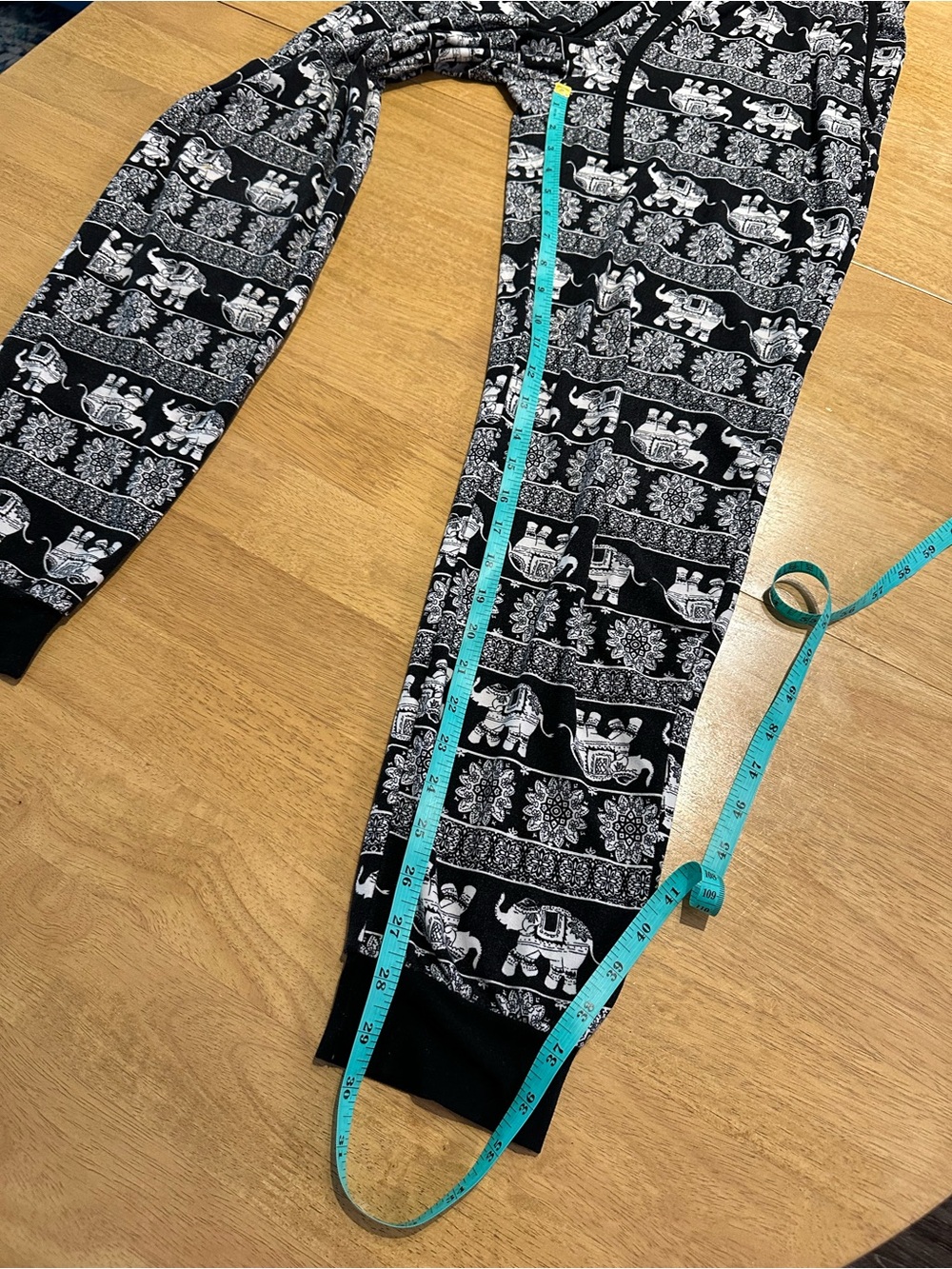 Black and White Elephant Print Jogger Pants with Elastic Waist Band Size Small - Picture 8 of 12